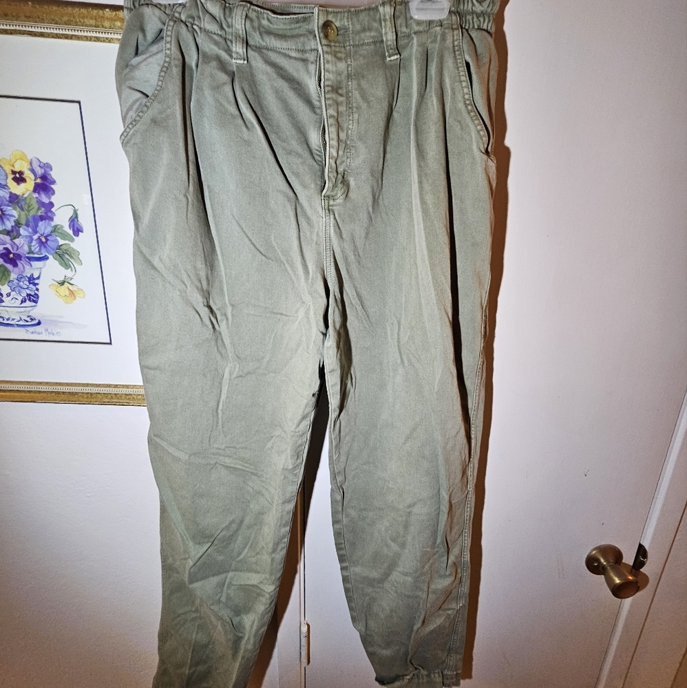 American Eagle Women's Pants Straight High Rise  Stretch Olive Green